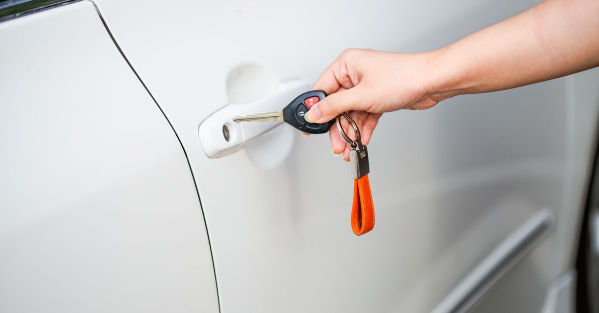 Nissan car key fob — Trust Bolt Locksmith