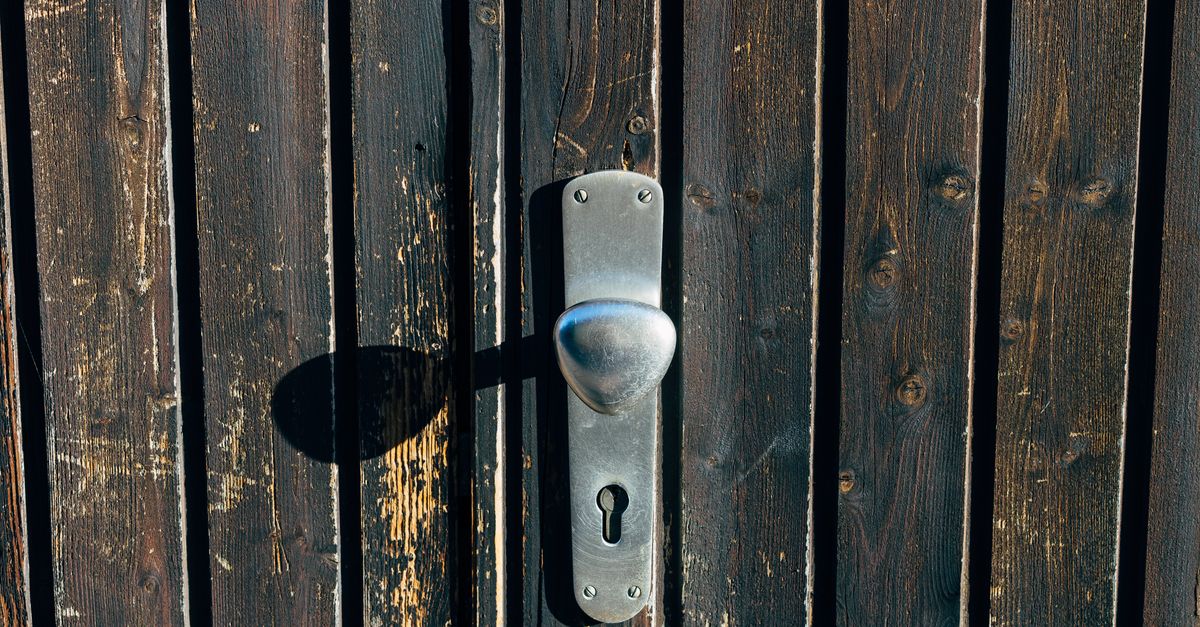 front door lock key — Trust Bolt Locksmith