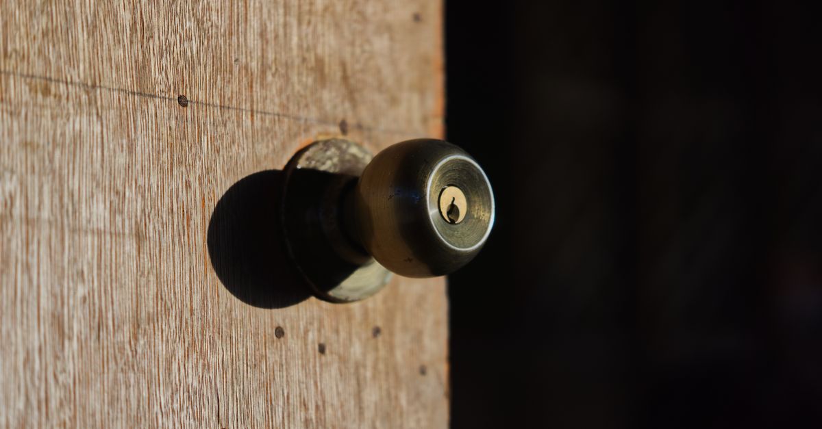 locksmith service technician — Trust Bolt Locksmith