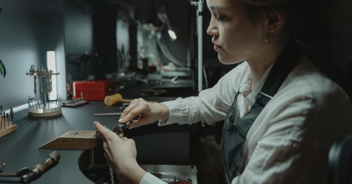 key maker professional — Trust Bolt Locksmith